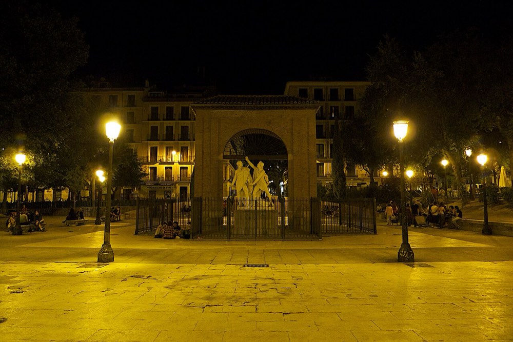 Plaza del Dos de Mayo, Malasaña, Madrid